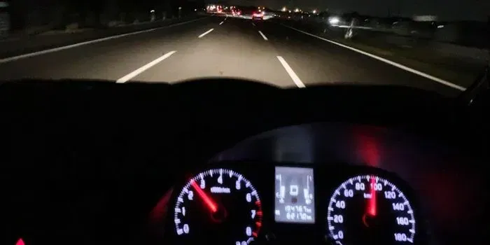 Hız Kontrolü ve Güvenli Takip Mesafesi