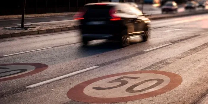 Kamyonet ve Kamyon İçin Hız Kuralları